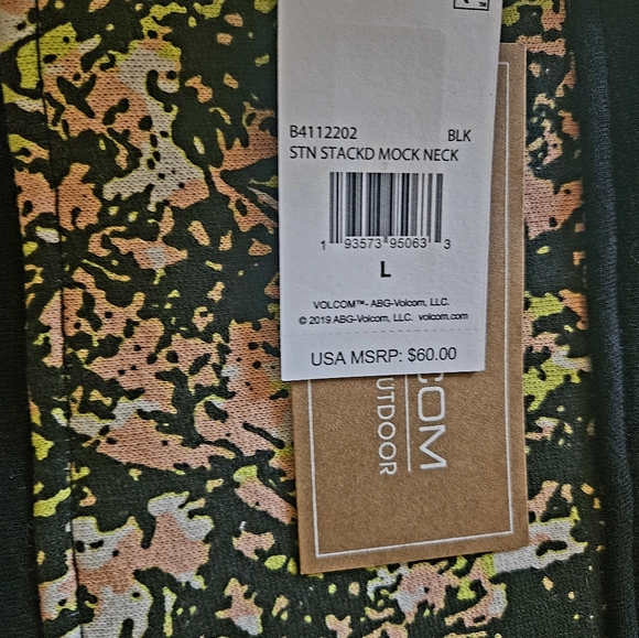 NWT Volcom Pullover Sweatshirt Blk/Multi Size Large Really NICE! - Picture 7 of 7